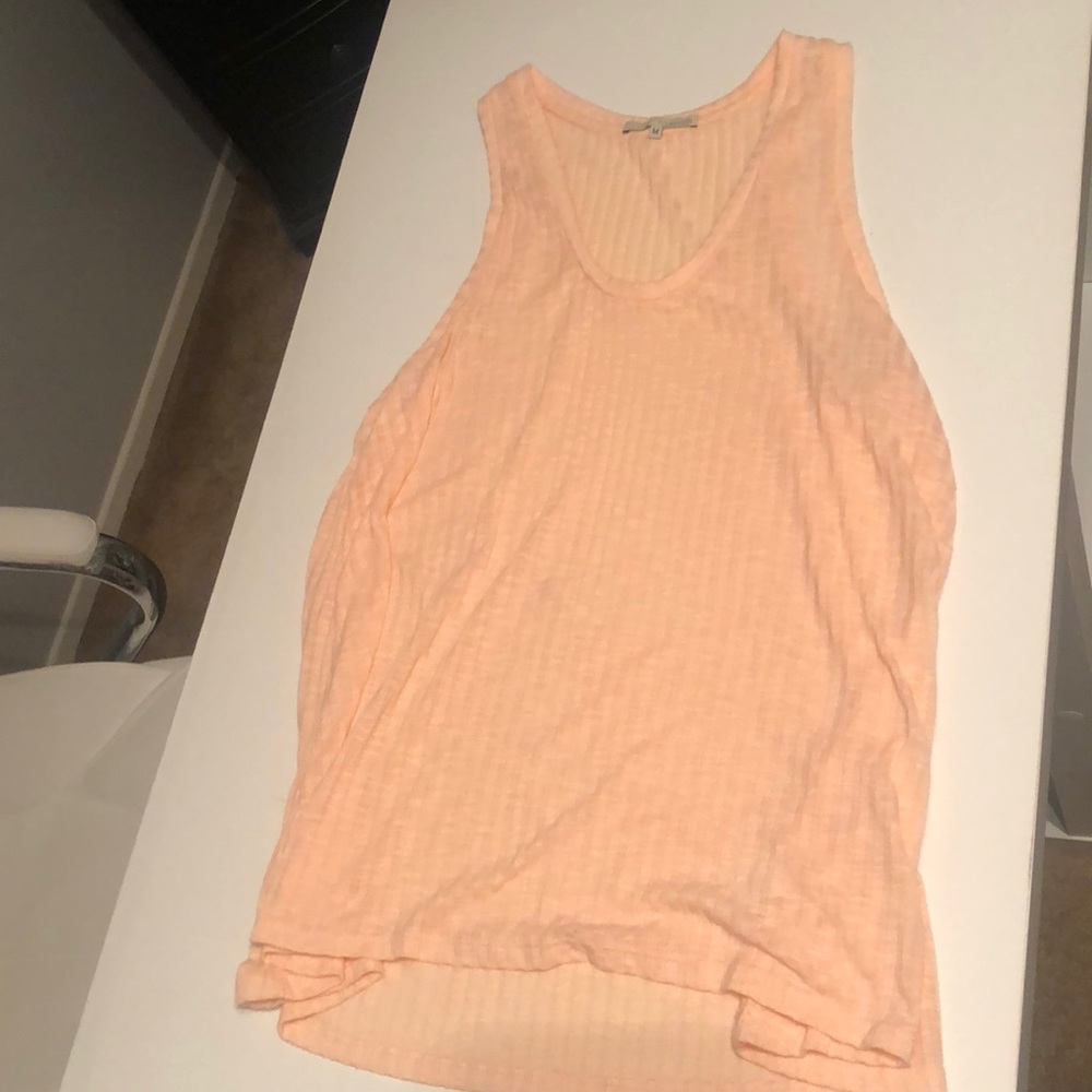 Light pink tank top size medium